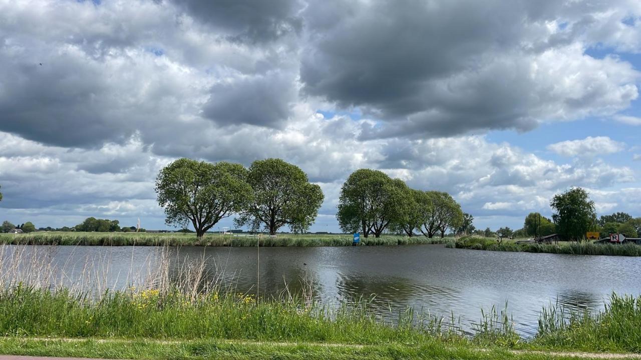 Guesthouse At The Amstel River With 2Br 2Ba And Garden Amstelveen Eksteriør billede